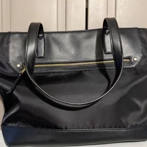 Black tote